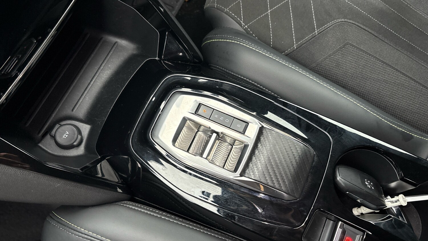 Used Peugeot 2008 2022 for sale - 77997439: Photo 13