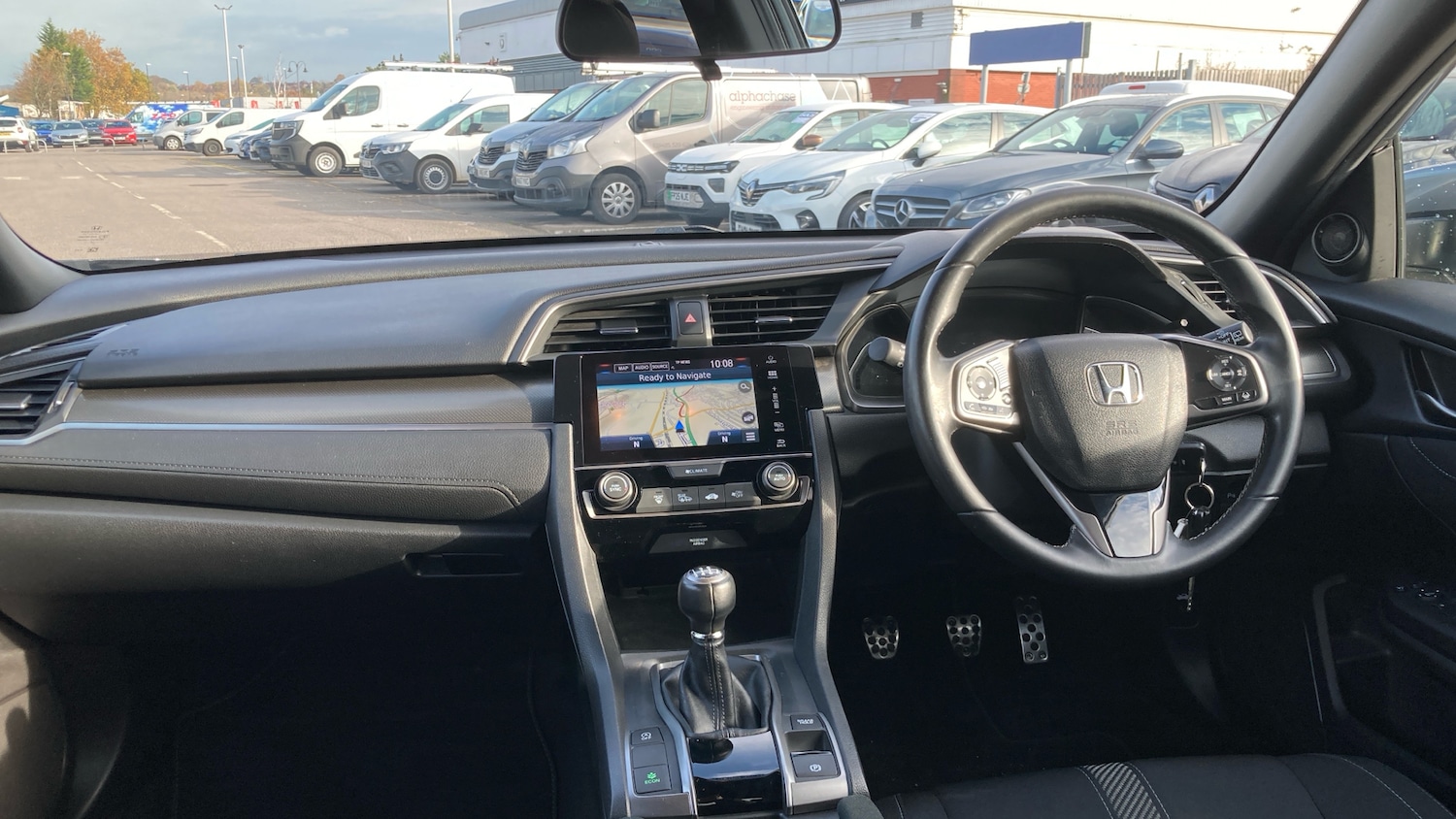 Used Honda Civic 2018 for sale - 76493697: Photo 10