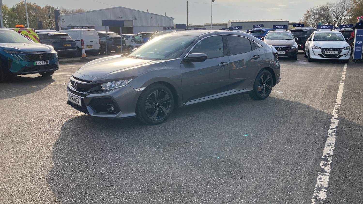 Used Honda Civic 2018 for sale - 76493697: Photo 27