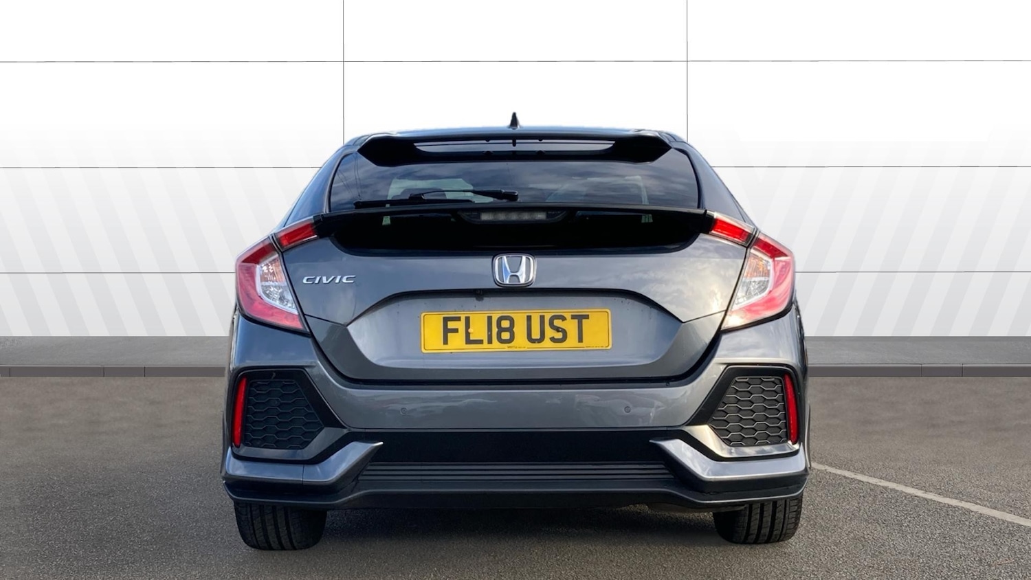 Used Honda Civic 2018 for sale - 76493697: Photo 6