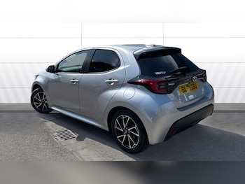 Used Toyota Yaris 2021 for sale - 79369640: Photo