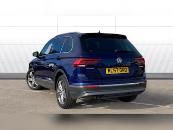 Used Volkswagen Tiguan 2017 for sale - 76207655: Photo 2