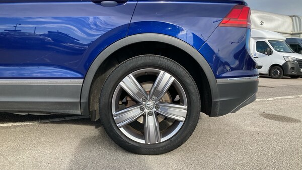 Used Volkswagen Tiguan 2017 for sale - 76207655: Photo 7