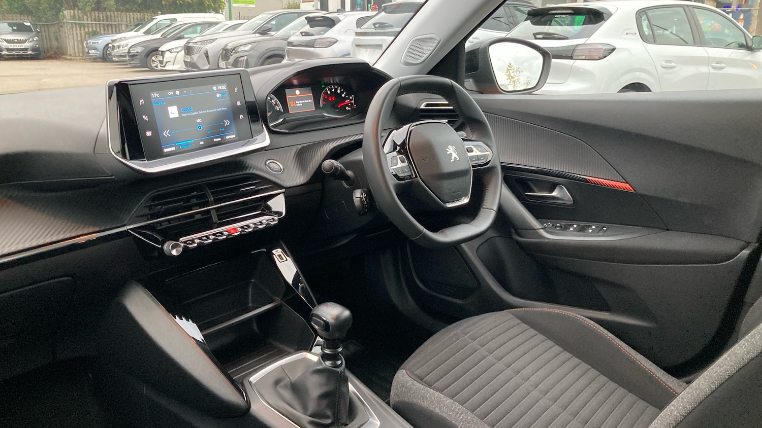 Used Peugeot 2008 2022 for sale - 76114835: Photo 9