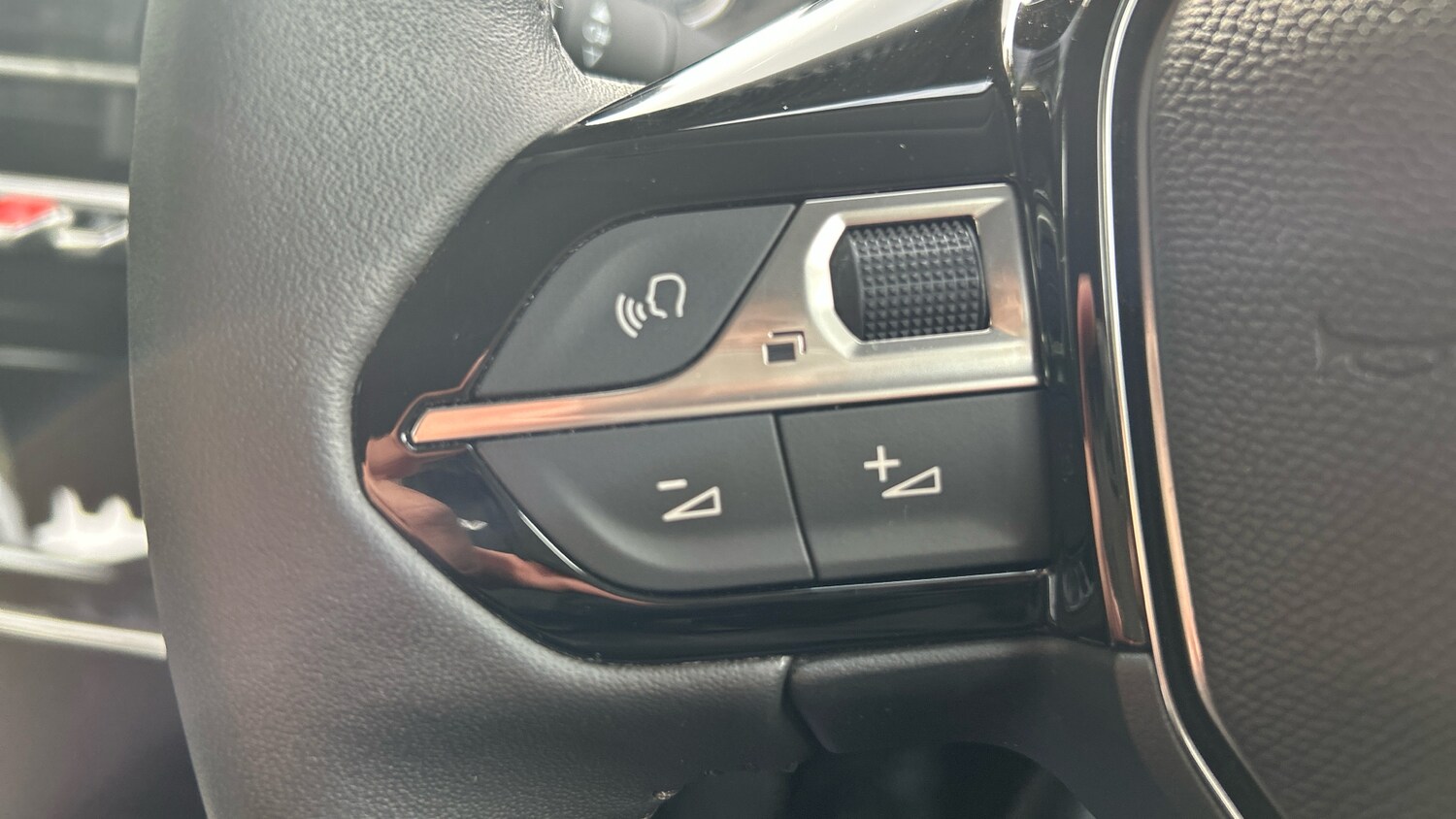 Used Peugeot 208 2023 for sale - 76079638: Photo 24