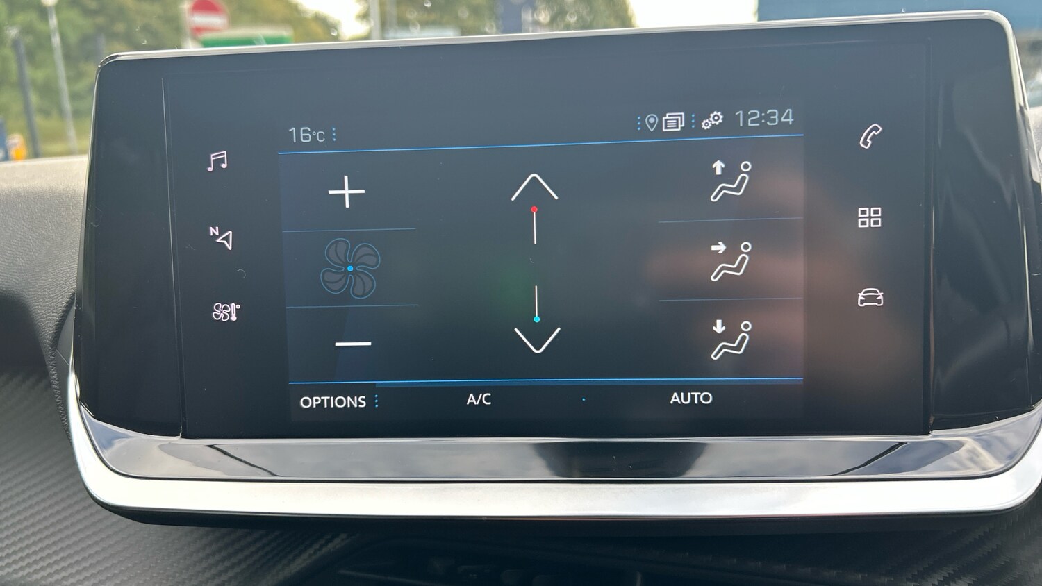 Used Peugeot 208 2023 for sale - 76079638: Photo 32