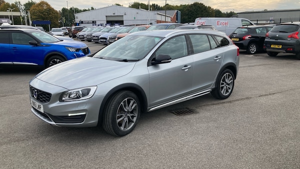 Used Volvo V60 2016 for sale - 76253109: Photo 23