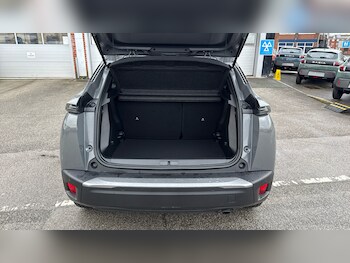 Used Peugeot 2008 2025 for sale - 77282950: Photo