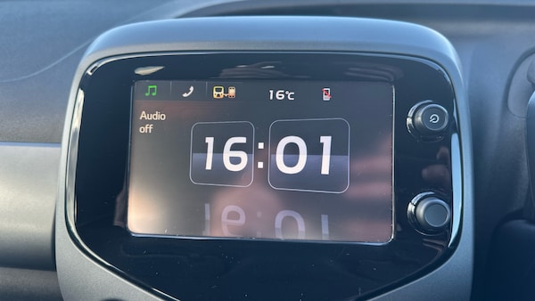 Used Toyota AYGO 2019 for sale - 76045942: Photo 12