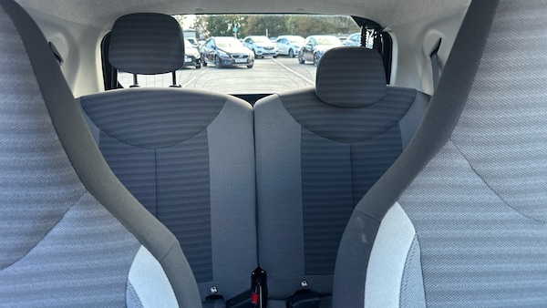 Used Toyota AYGO 2019 for sale - 76045942: Photo 15