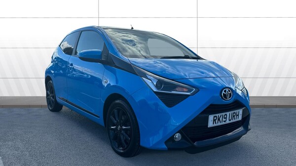Used Toyota AYGO 2019 for sale - 76045942: Photo 1
