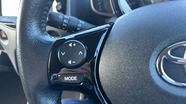Used Toyota AYGO 2019 for sale - 76045942: Photo 23