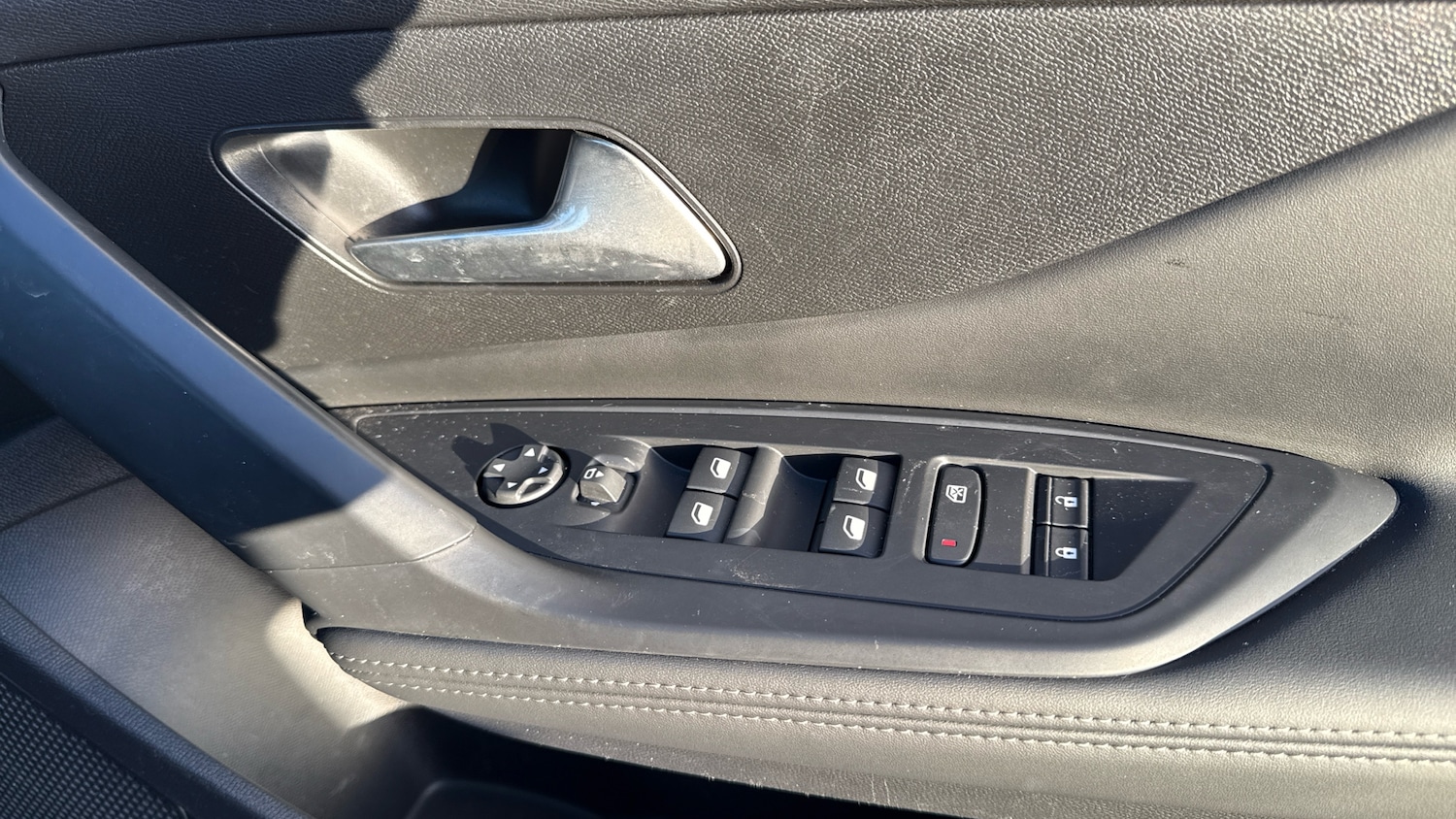 Used Peugeot 308 2022 for sale - 76764092: Photo 36