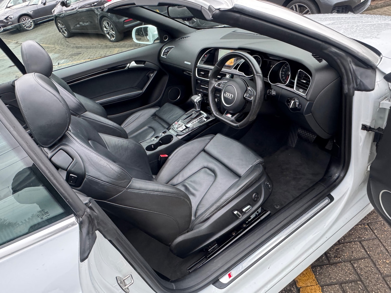 Used Audi A5 Cabriolet 2014 for sale - 76552101: Photo 14