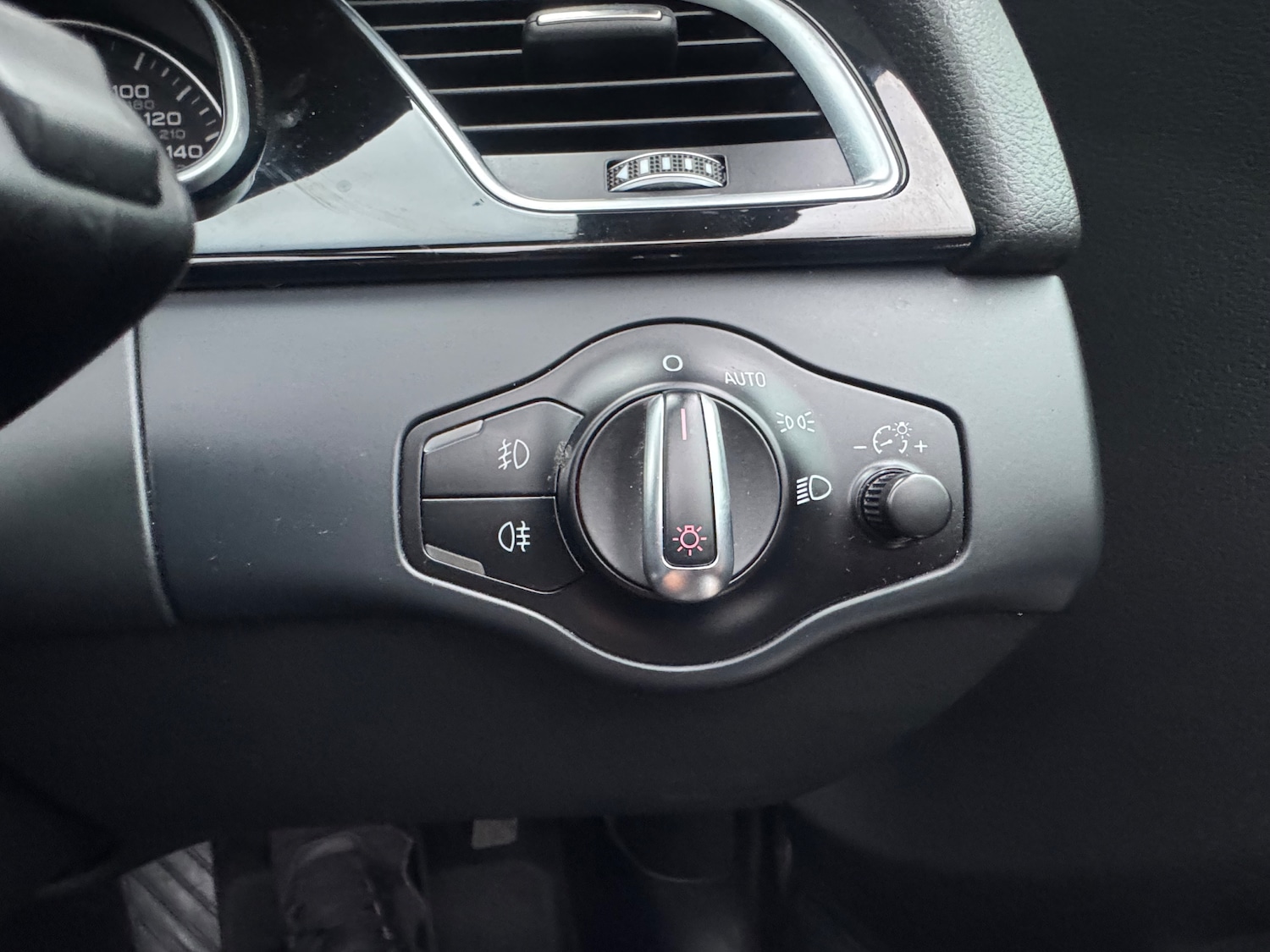 Used Audi A5 Cabriolet 2014 for sale - 76552101: Photo 23