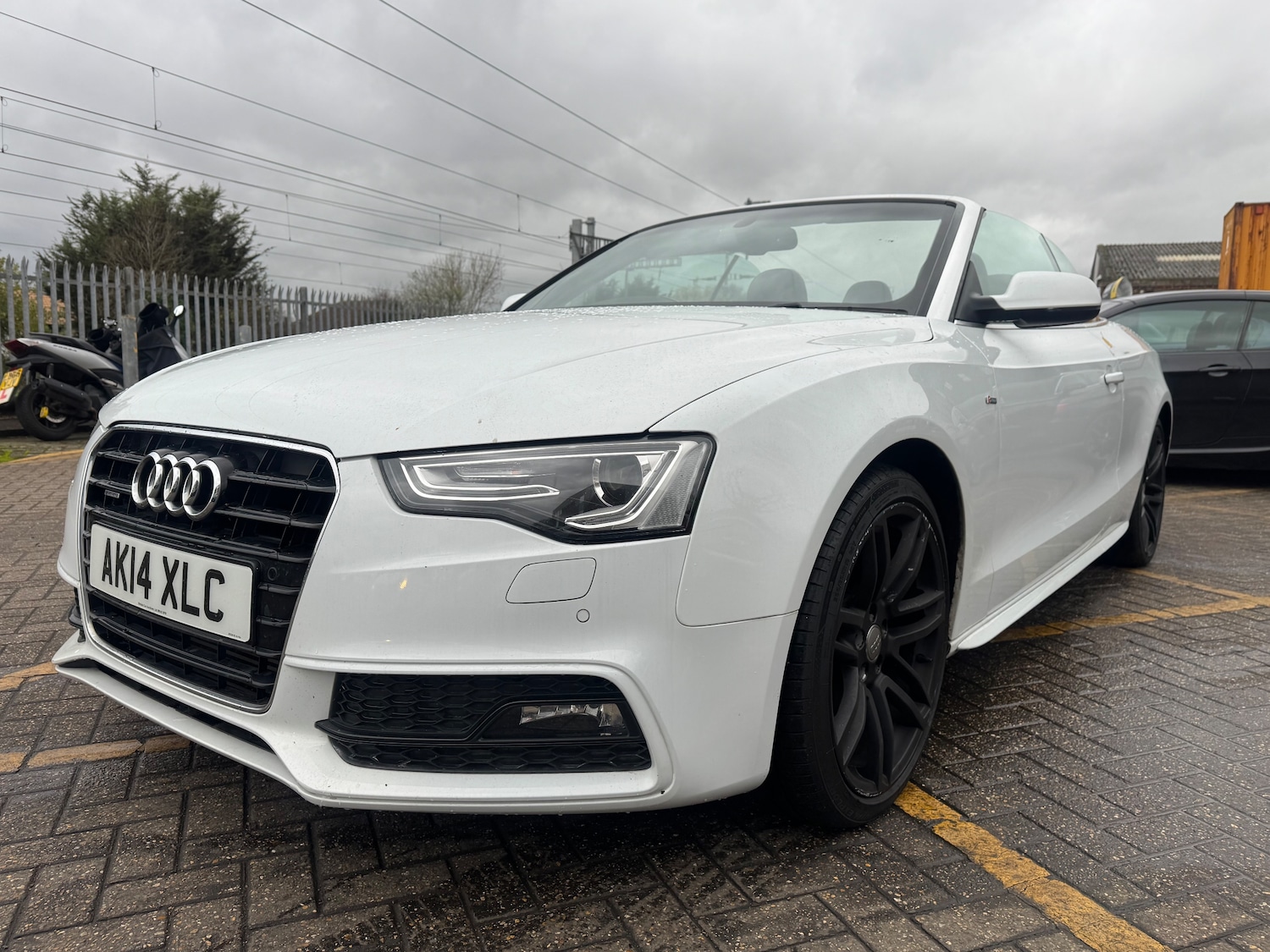 Used Audi A5 Cabriolet 2014 for sale - 76552101: Photo 3