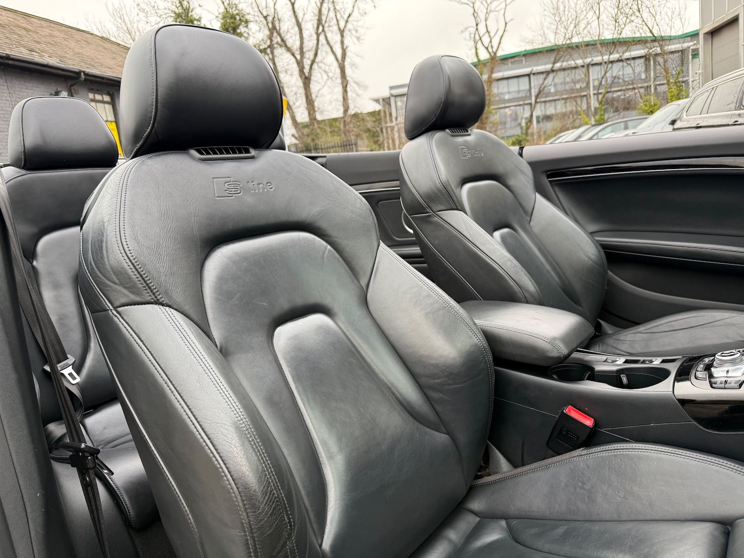 Used Audi A5 Cabriolet 2014 for sale - 76552101: Photo 37