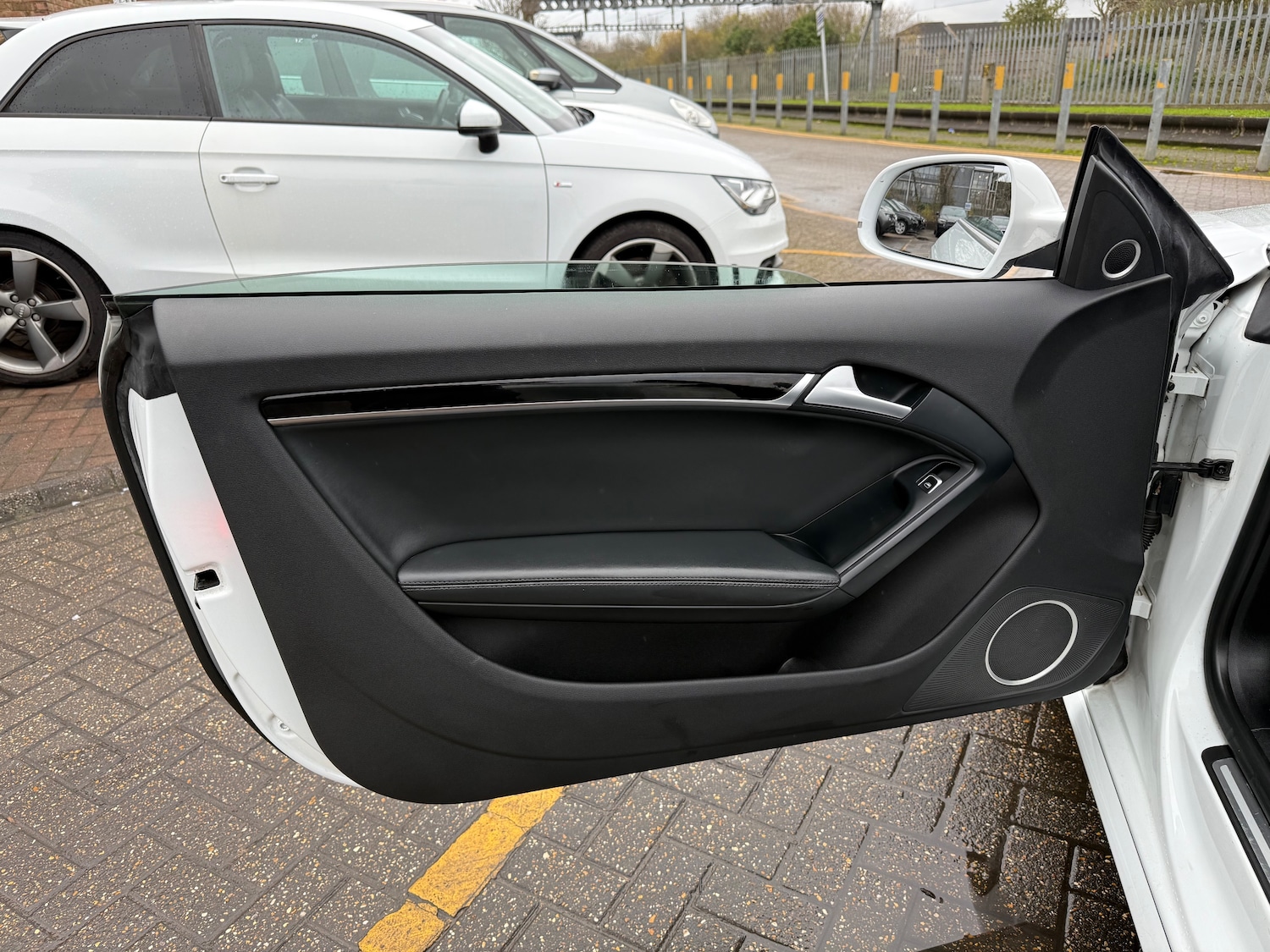 Used Audi A5 Cabriolet 2014 for sale - 76552101: Photo 67