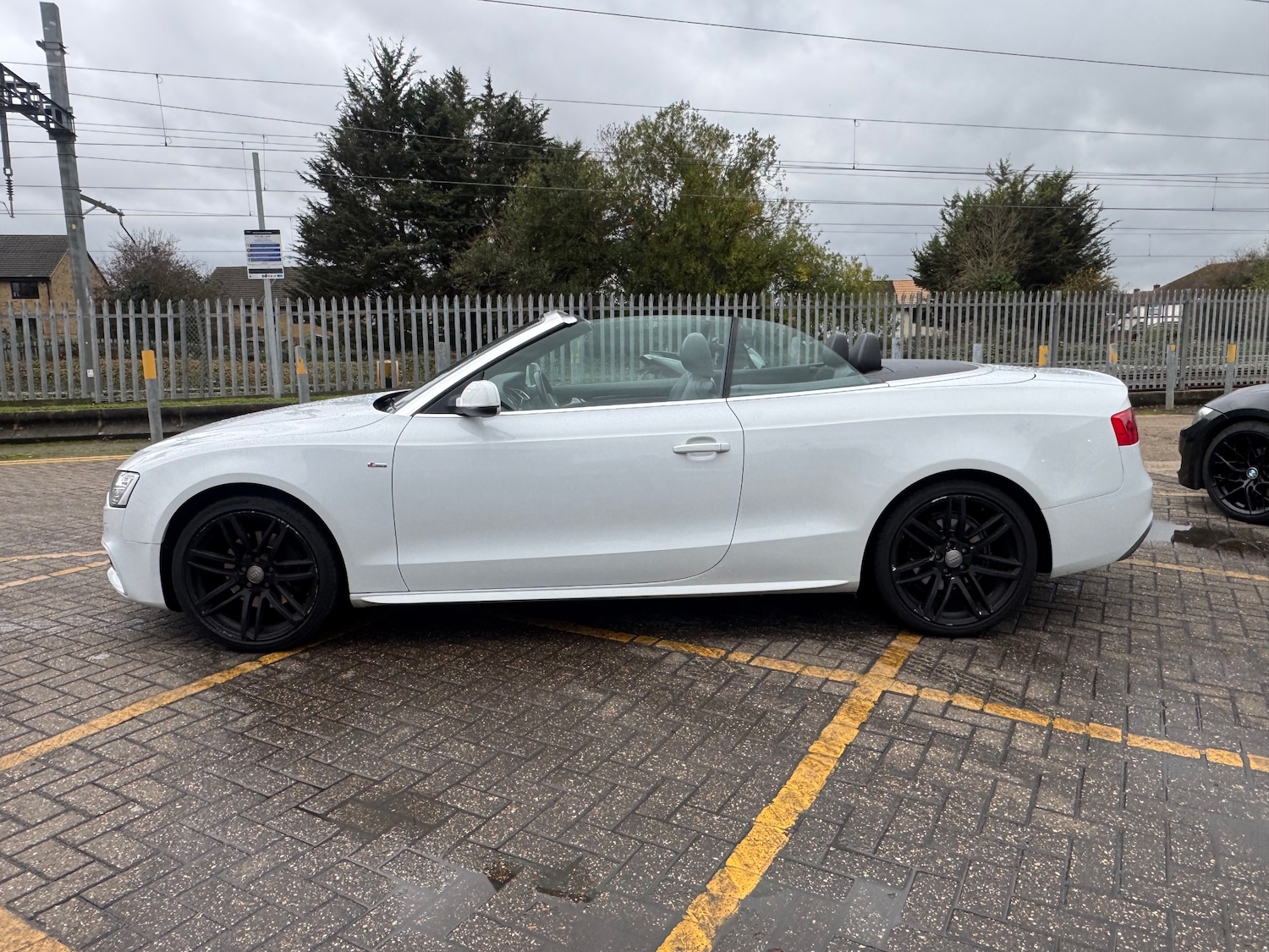 Used Audi A5 Cabriolet 2014 for sale - 76552101: Photo 8