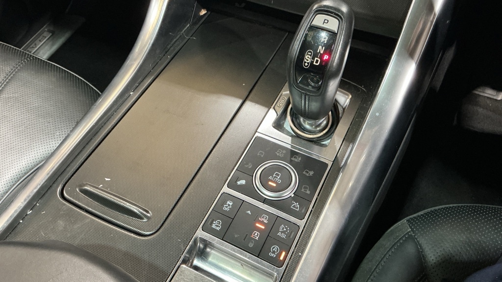 Used Land Rover Range Rover Sport 2015 for sale - 76638006: Photo 11