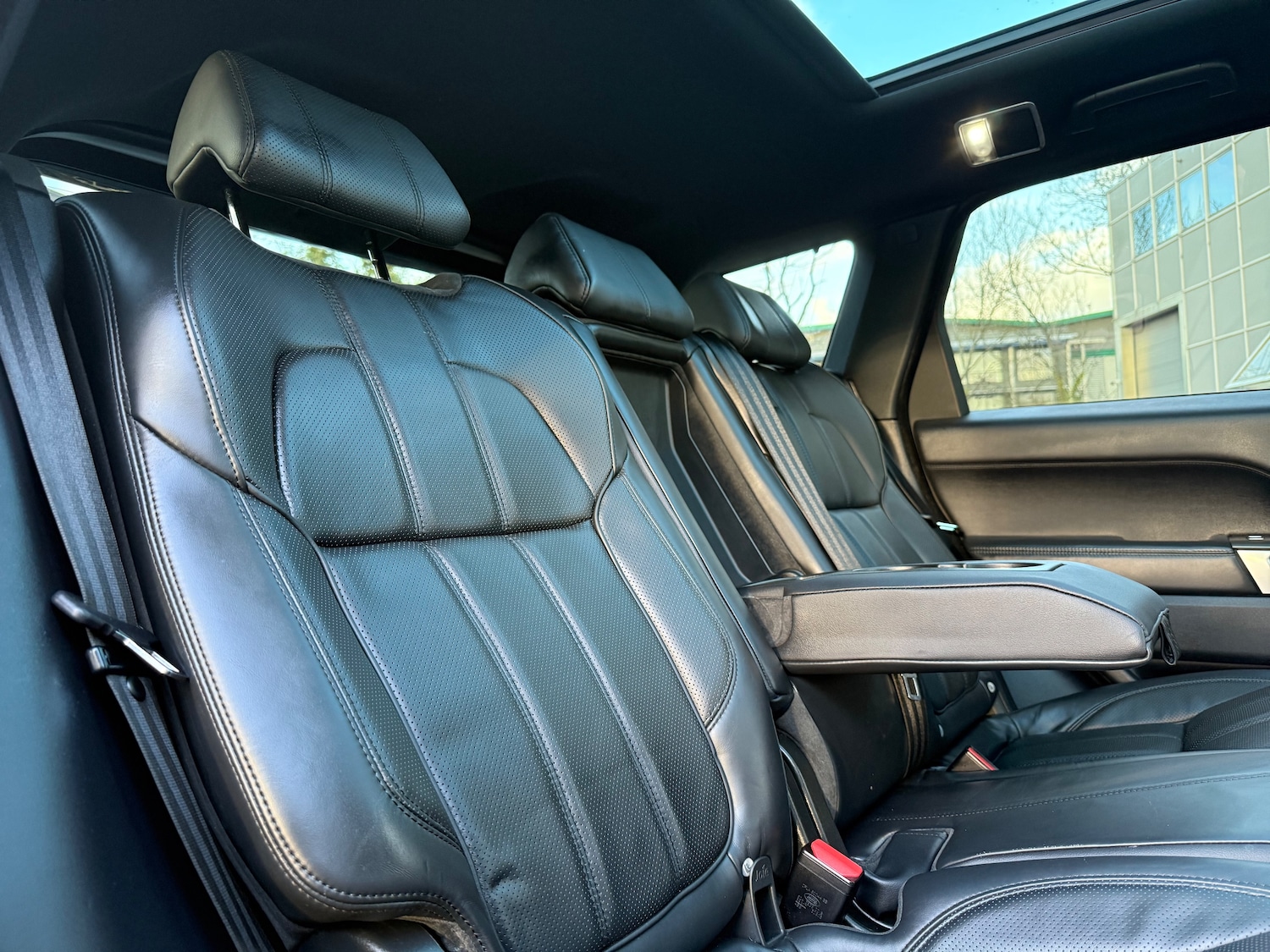 Used Land Rover Range Rover Sport 2015 for sale - 76638006: Photo 15