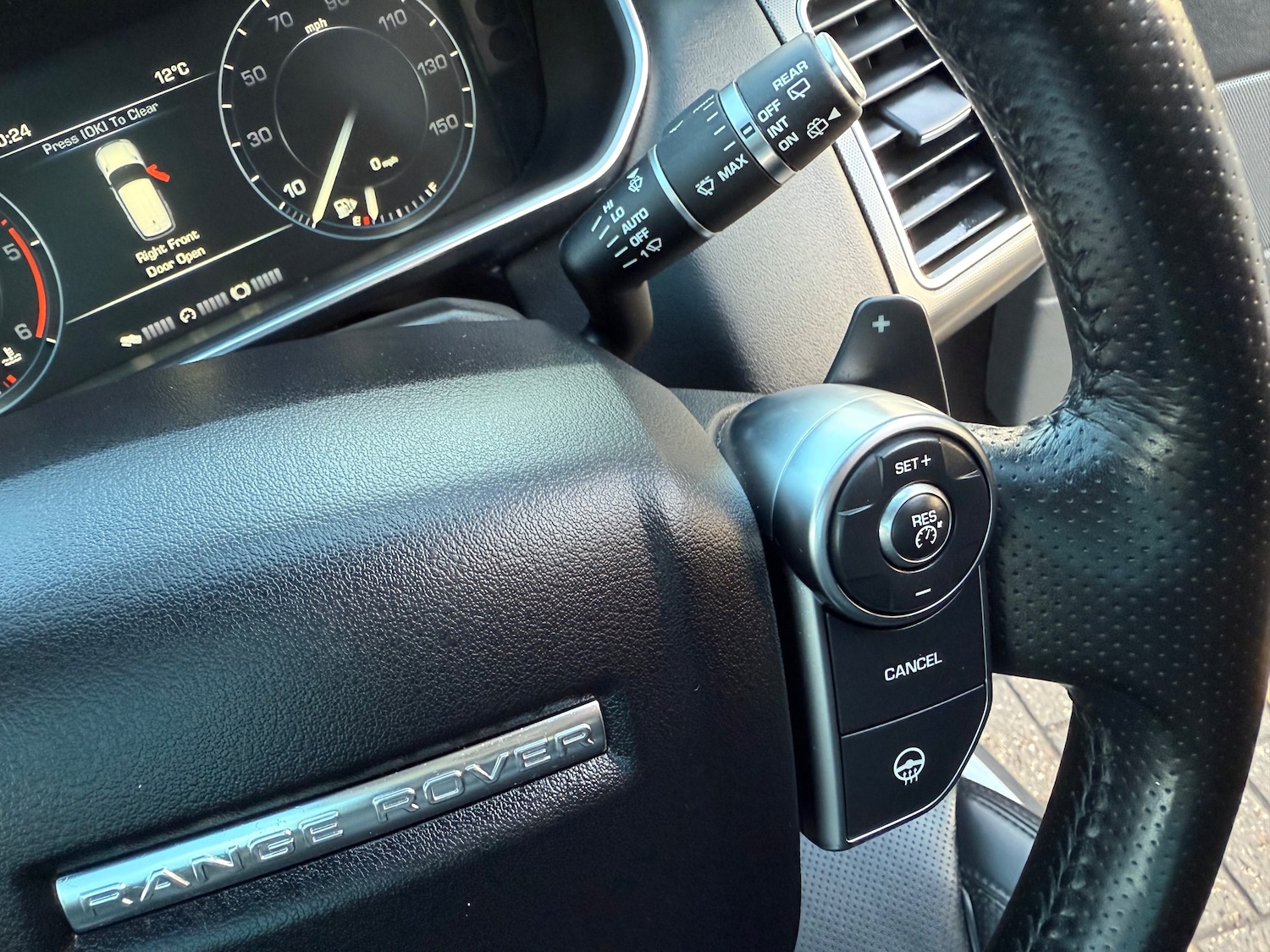 Used Land Rover Range Rover Sport 2015 for sale - 76638006: Photo 34