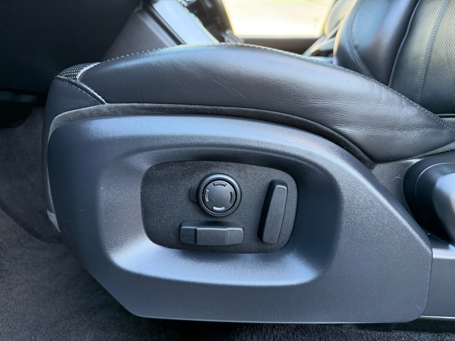 Used Land Rover Range Rover Sport 2015 for sale - 76638006: Photo 41