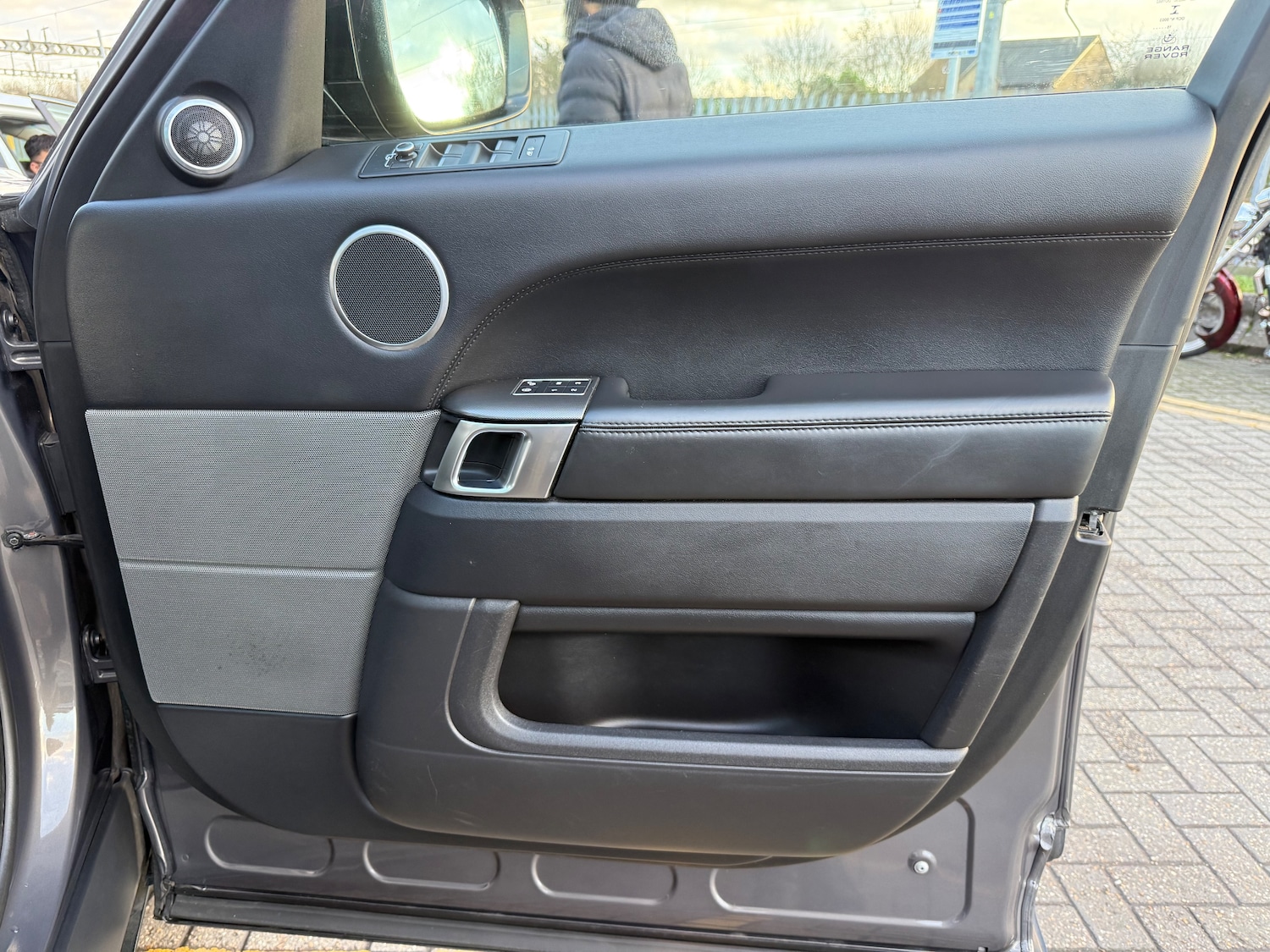 Used Land Rover Range Rover Sport 2015 for sale - 76638006: Photo 43