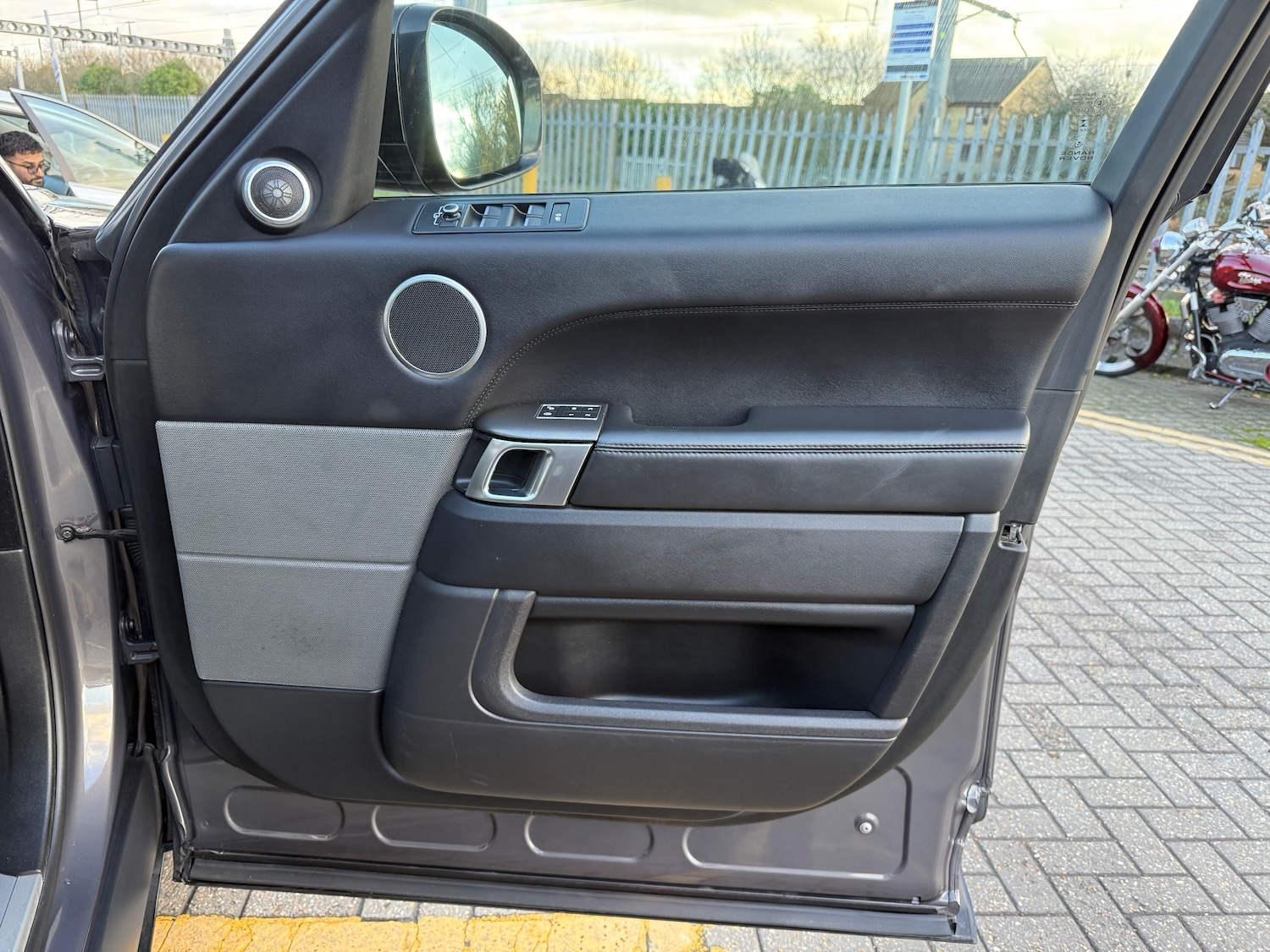 Used Land Rover Range Rover Sport 2015 for sale - 76638006: Photo 44