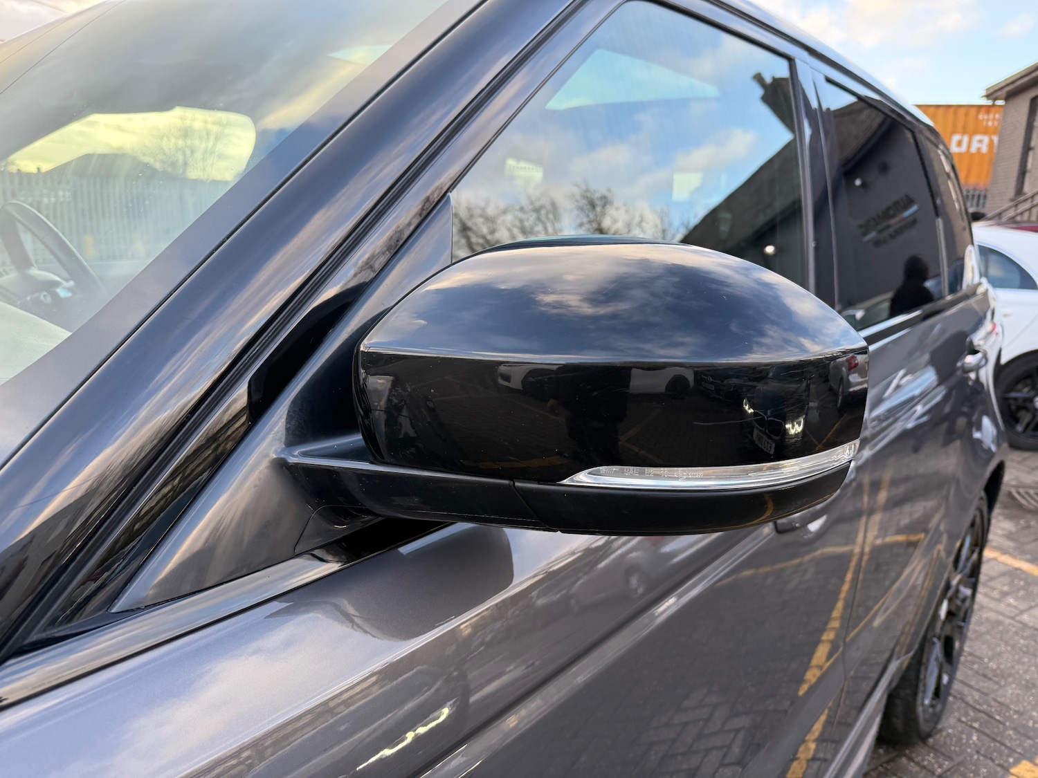 Used Land Rover Range Rover Sport 2015 for sale - 76638006: Photo 81