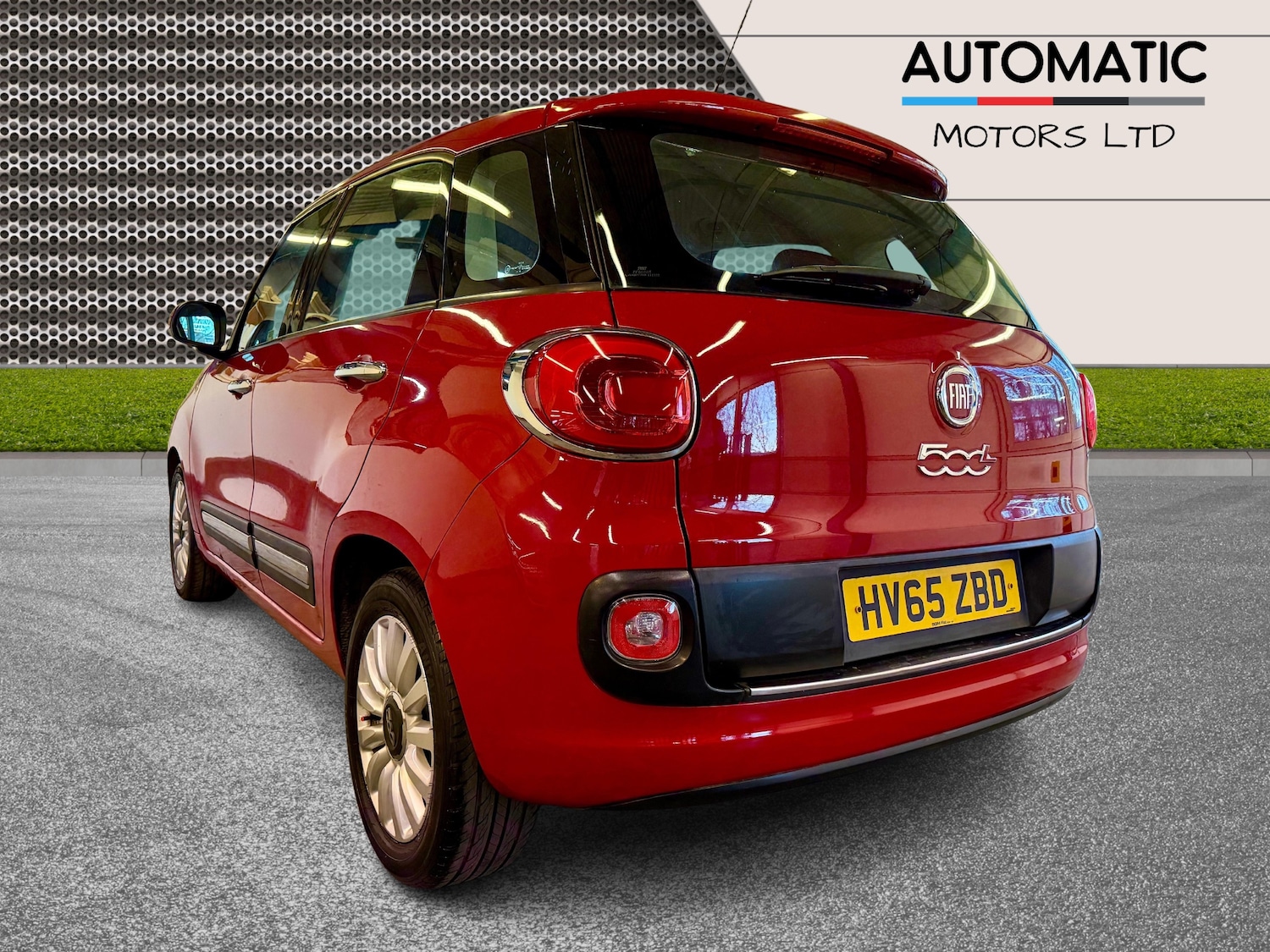 Used Fiat 500L 2015 for sale - 76569294: Photo 2