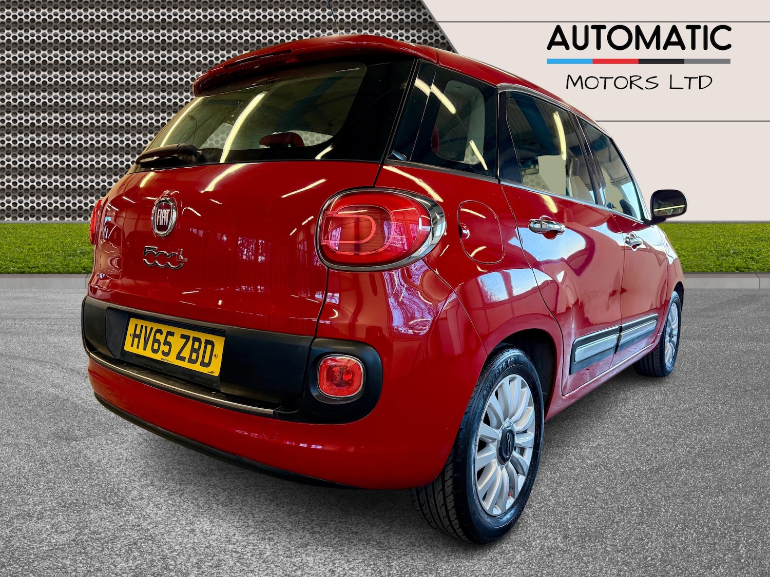 Used Fiat 500L 2015 for sale - 76569294: Photo 4
