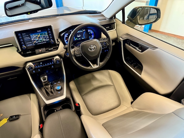 Used Toyota RAV4 2020 for sale - 76176628: Photo 9