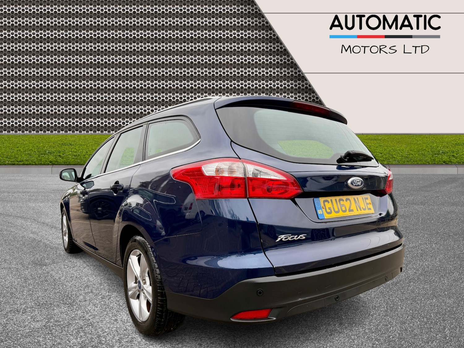 Used Ford Focus 2012 for sale - 76057811: Photo 2