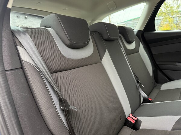 Used Ford Focus 2012 for sale - 76057811: Photo 24