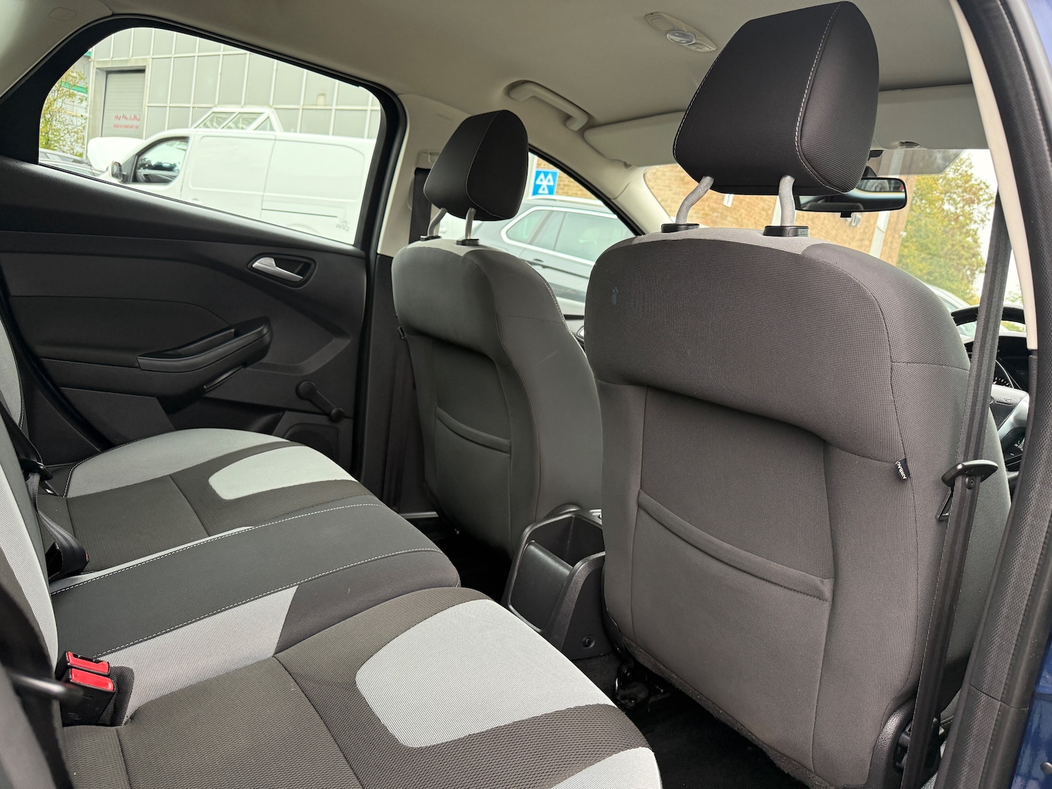 Used Ford Focus 2012 for sale - 76057811: Photo 25