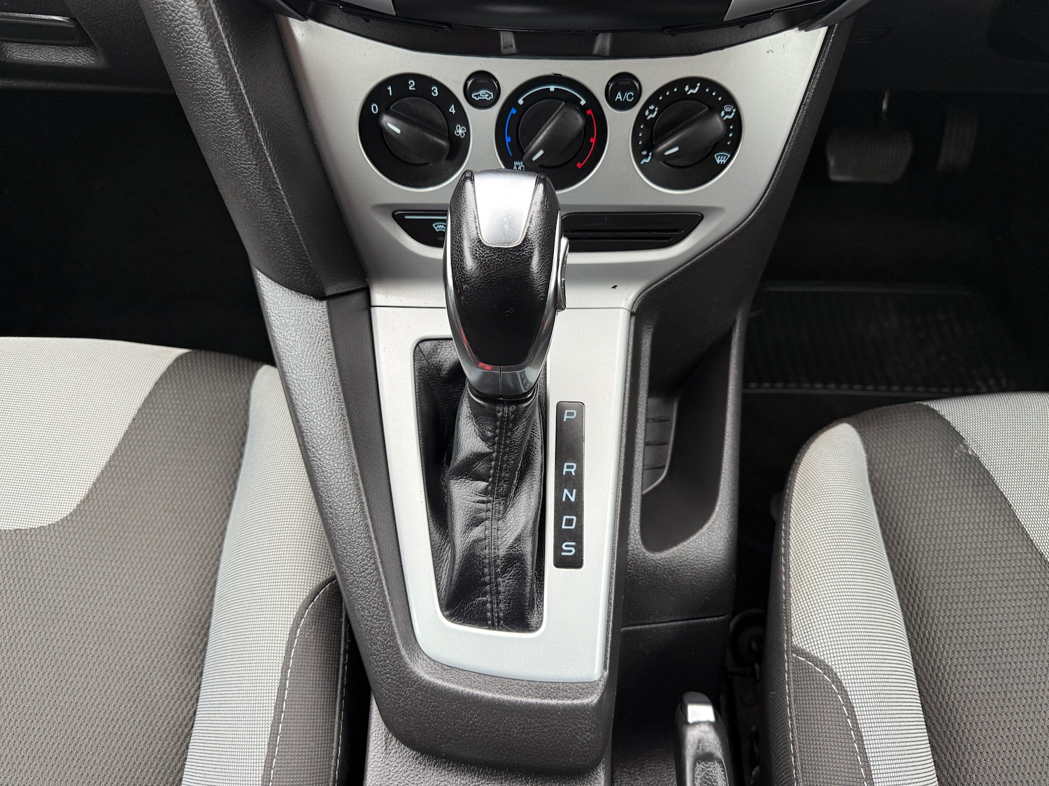 Used Ford Focus 2012 for sale - 76057811: Photo 36