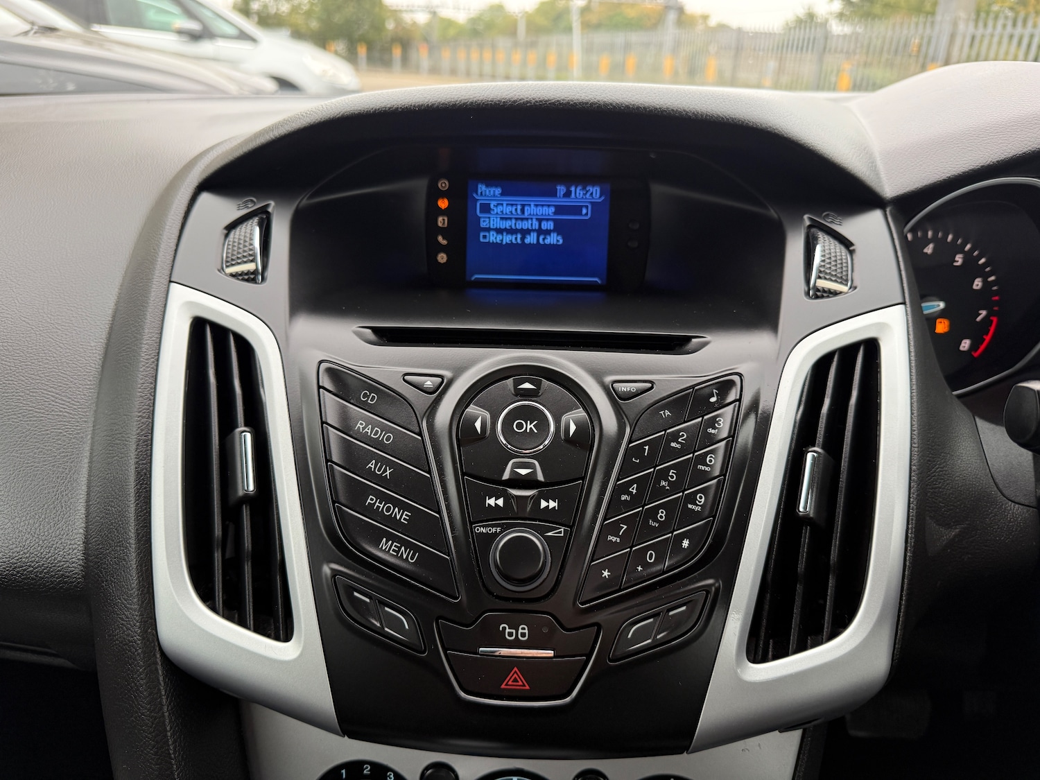 Used Ford Focus 2012 for sale - 76057811: Photo 6