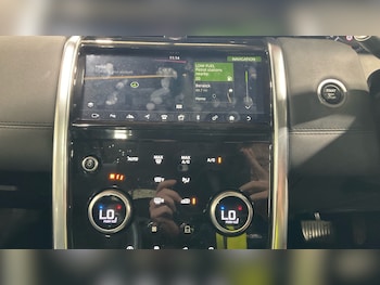 Used Land Rover Discovery Sport 2019 for sale - 79047556: Photo