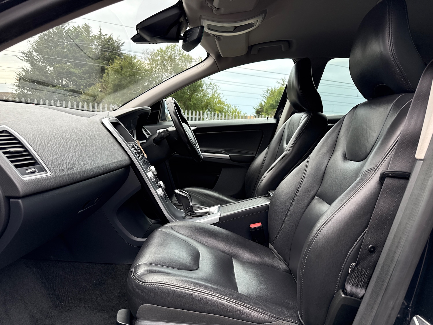 Used Volvo XC60 2017 for sale - 75924693: Photo 15