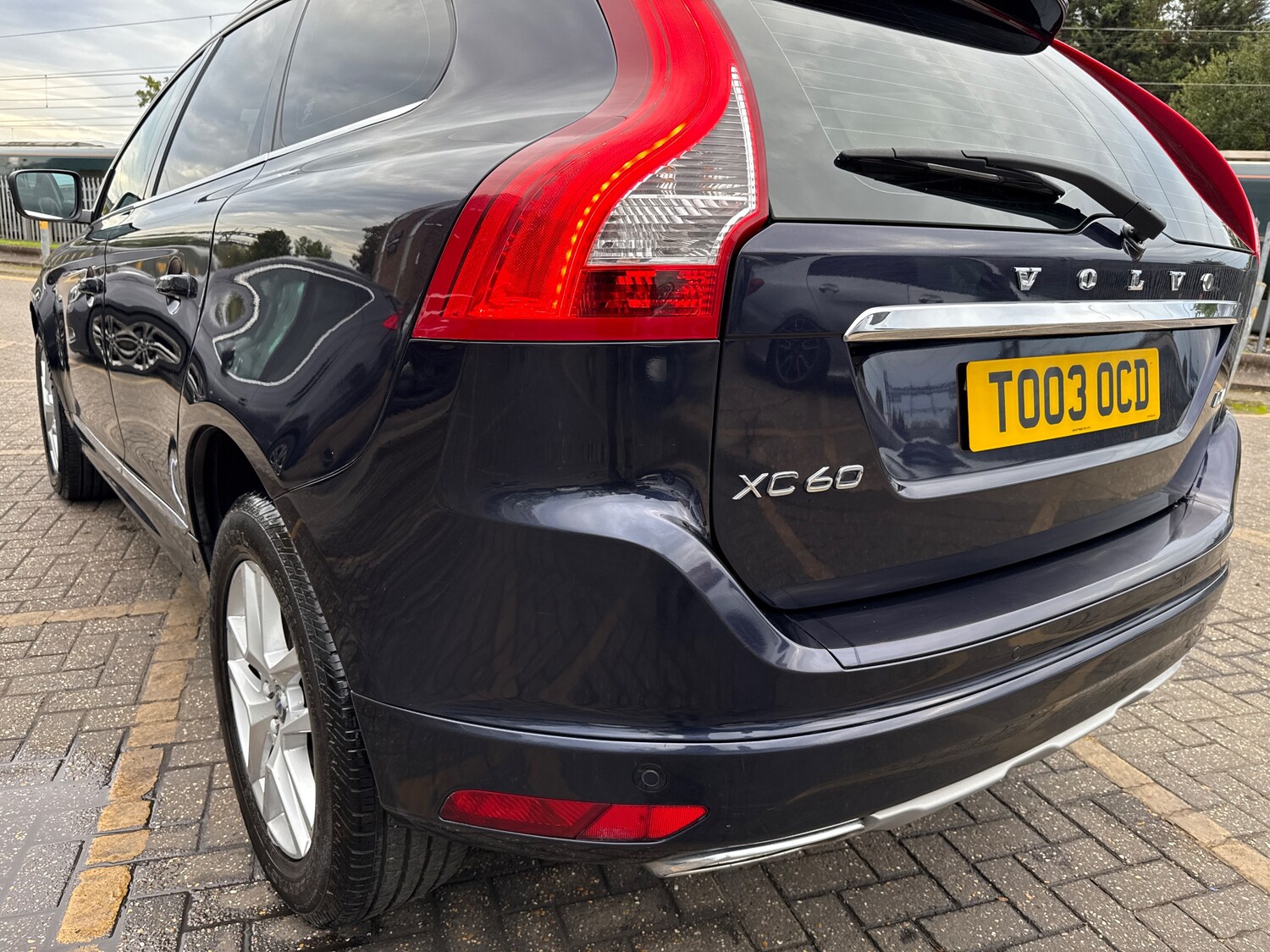 Used Volvo XC60 2017 for sale - 75924693: Photo 18