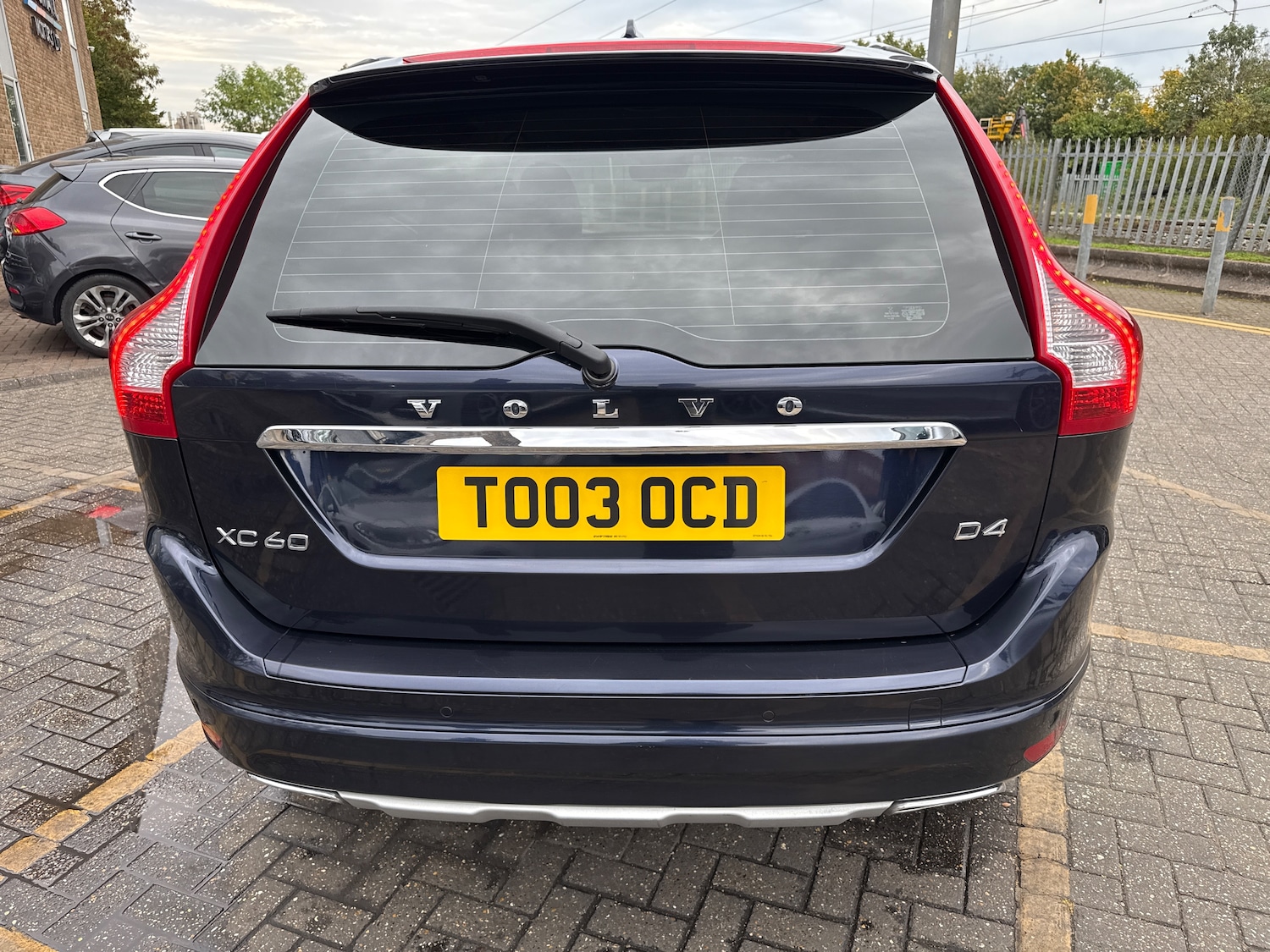 Used Volvo XC60 2017 for sale - 75924693: Photo 19