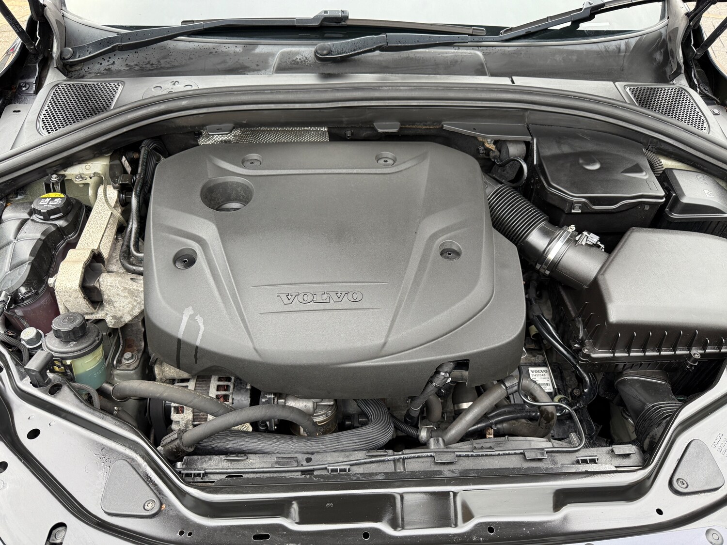 Used Volvo XC60 2017 for sale - 75924693: Photo 31