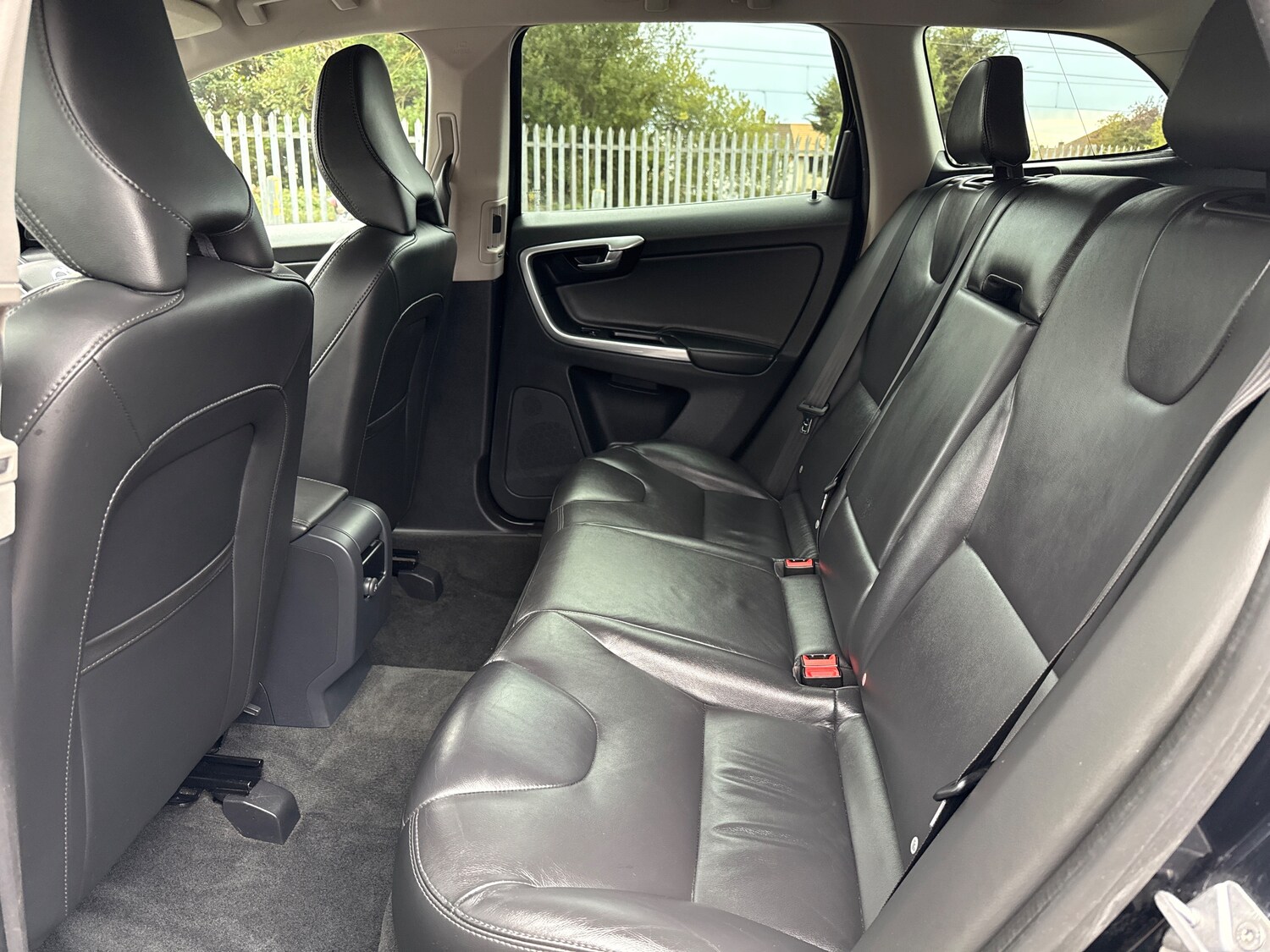 Used Volvo XC60 2017 for sale - 75924693: Photo 40