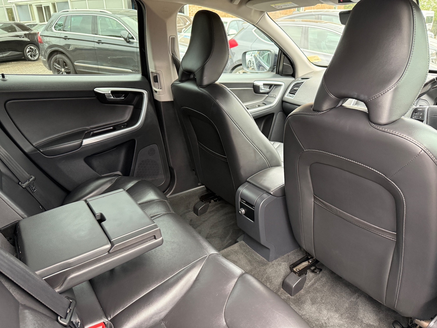 Used Volvo XC60 2017 for sale - 75924693: Photo 59