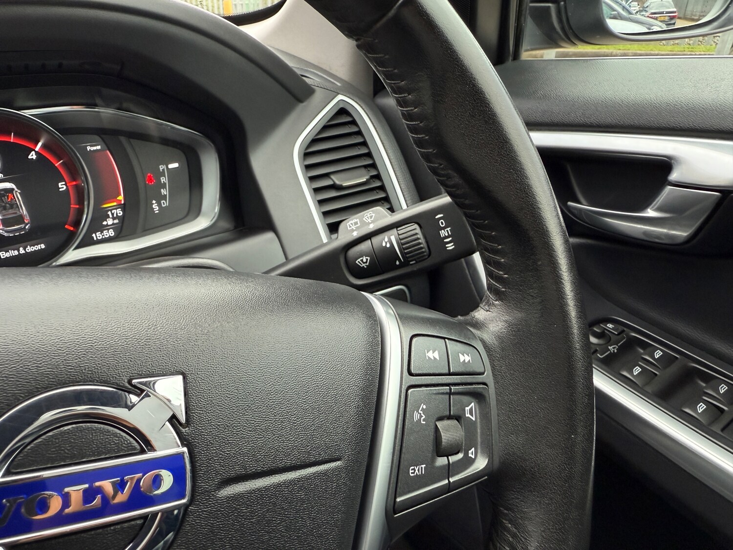 Used Volvo XC60 2017 for sale - 75924693: Photo 66