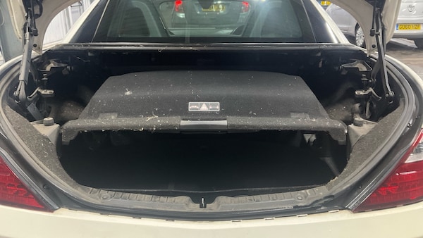 Used Mercedes-Benz SLK 2012 for sale - 76317415: Photo 10