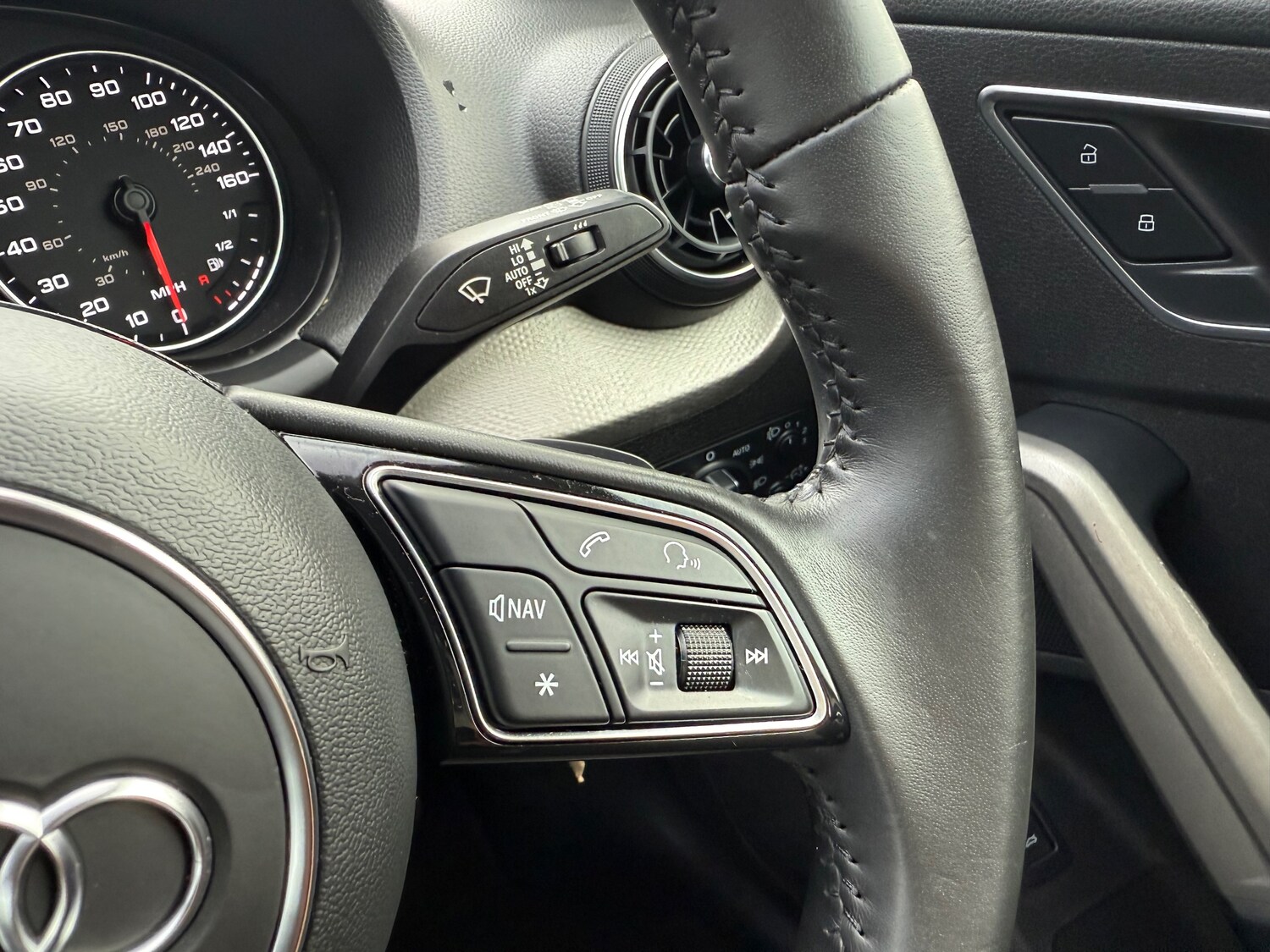 Used Audi Q2 2019 for sale - 76395595: Photo 57