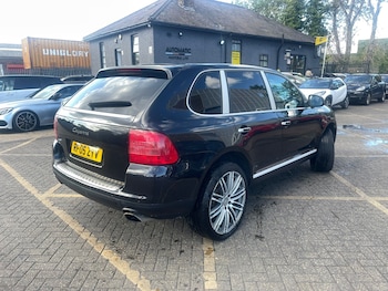 Used Porsche Cayenne 2005 for sale - 79068366: Photo