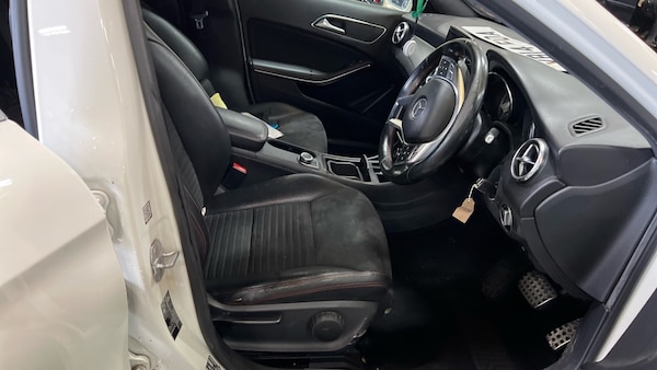 Used Mercedes-Benz GLA 2014 for sale - 76317419: Photo 3